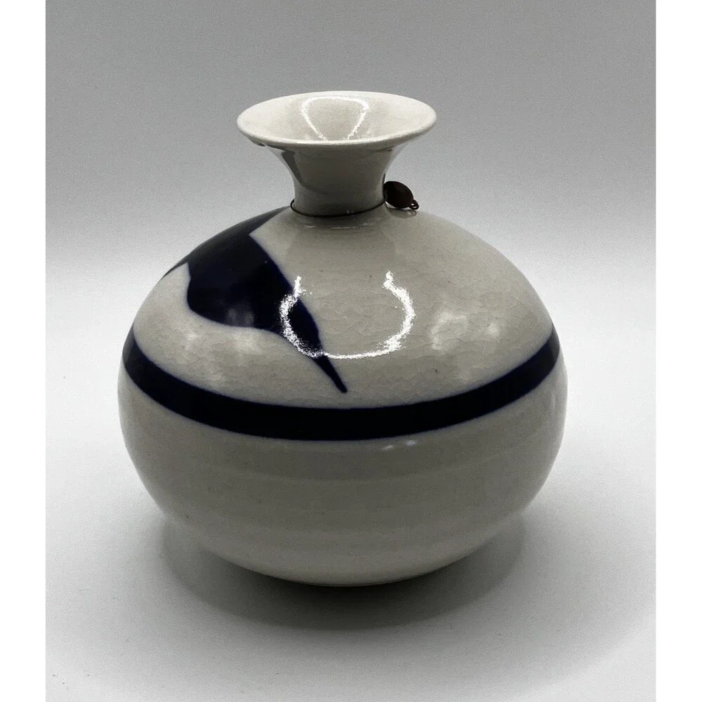 Vintage Roger Butler White  W/Cobalt Blue Feather Design Pottery Vessel/Vase